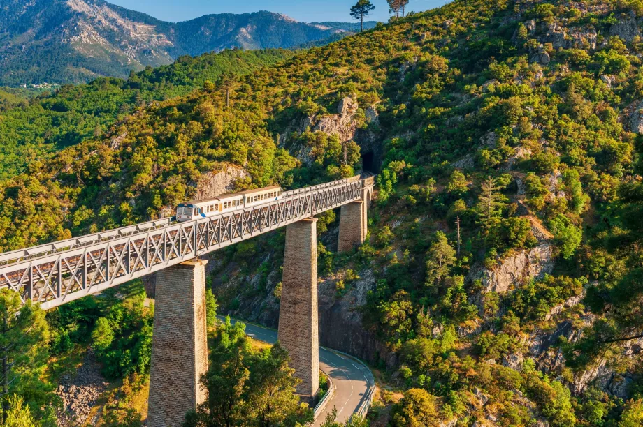 Κορσική τρένο