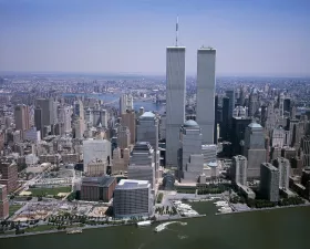 Η αρχική εμφάνιση των δίδυμων πύργων πριν από τις επιθέσεις του Σεπτεμβρίου 2001