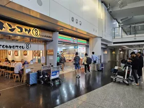 7-Eleven, Αίθουσα αφίξεων, Αεροδρόμιο HKG