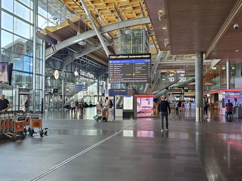 Είσοδος στο σιδηροδρομικό σταθμό - Oslo Lufthavn