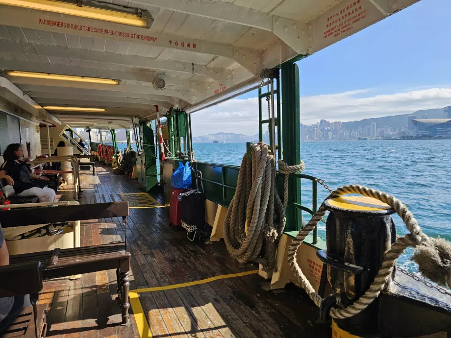 Κάτω κατάστρωμα στο Star Ferry