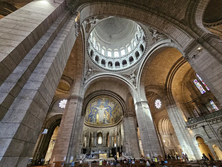 Εσωτερικό της Βασιλικής Sacre Coeur