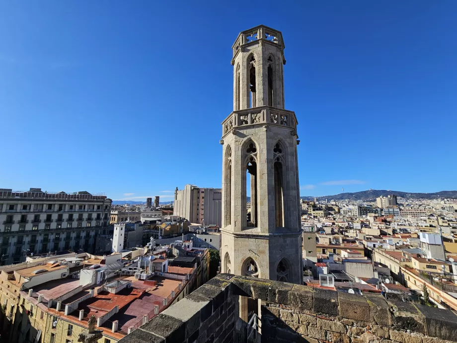 Θέα από την οροφή της εκκλησίας Santa Maria del Mar