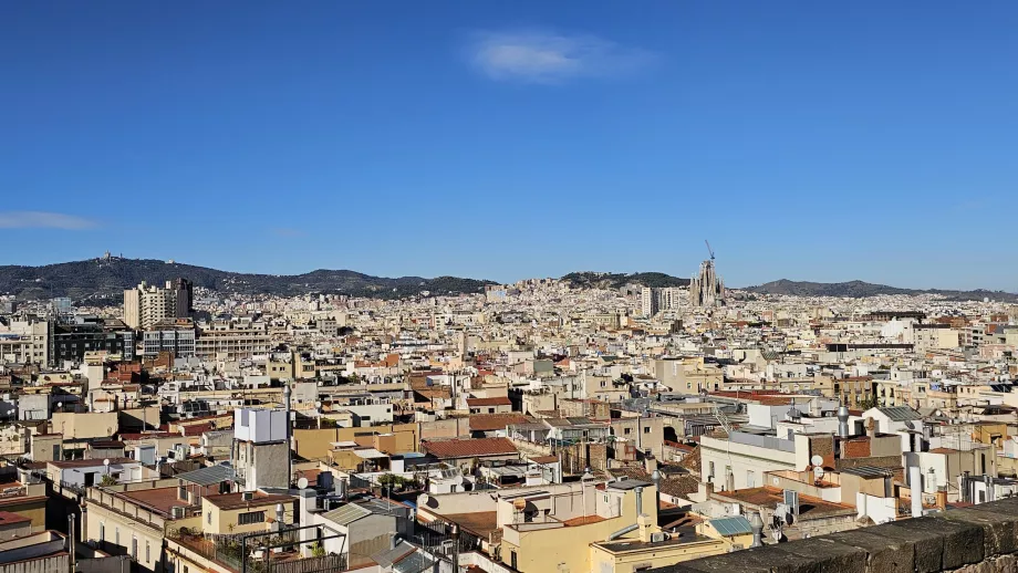 Θέα από την οροφή της εκκλησίας Santa Maria del Mar