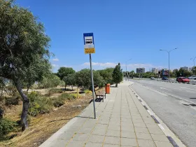 Στάση λεωφορείου στην Κύπρο