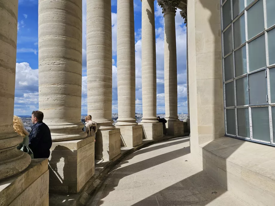 Pantheon Lookout