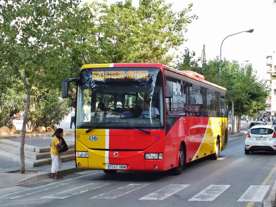 Υπεραστικό λεωφορείο TIB