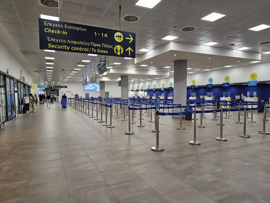 Αίθουσα check-in, Αεροδρόμιο CFU