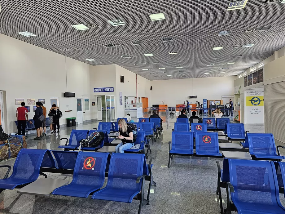 Αίθουσα check-in, αεροδρόμιο Καλύμνου