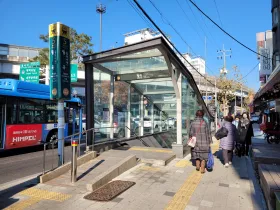 Είσοδος μετρό, Σεούλ