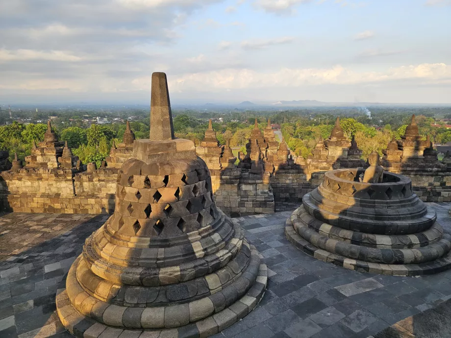 Ναός Borobudur, θέα