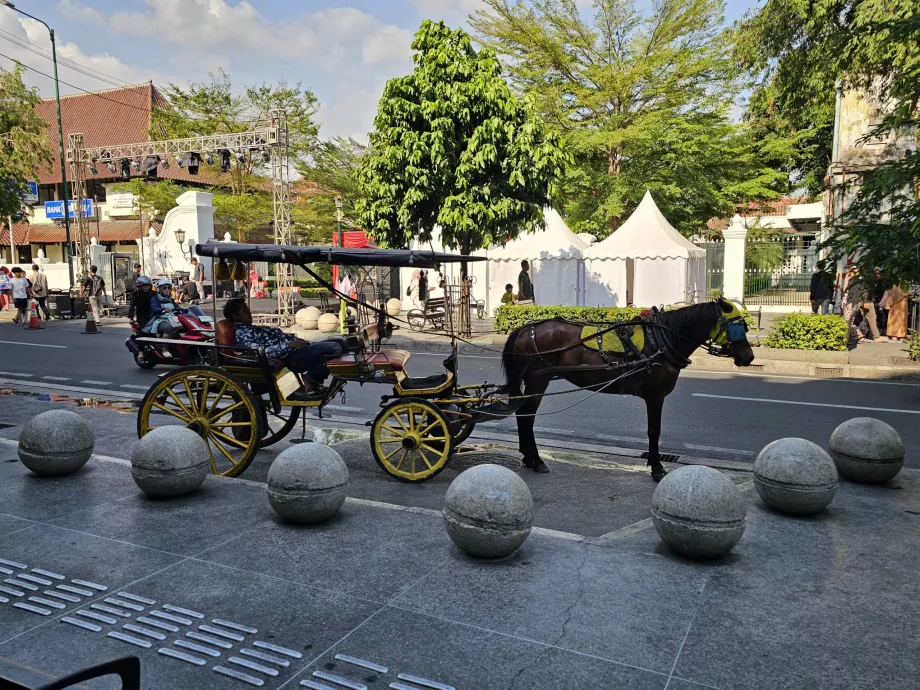 Fiacre βόλτα στο Malioboro