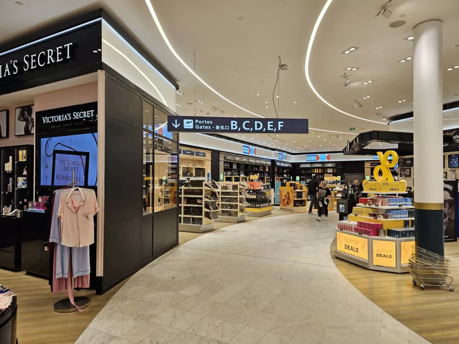 Duty Free, Αεροσταθμός 3