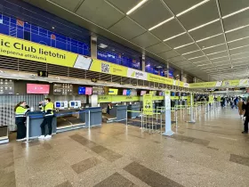 Check-in στην airBaltic στο αεροδρόμιο Riga RIX