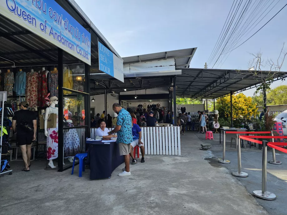 Check-in πριν από το ταξίδι με το ταξιδιωτικό γραφείο