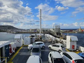 Χώρος στάθμευσης στο πλοίο Μάλτα - Γκόζο