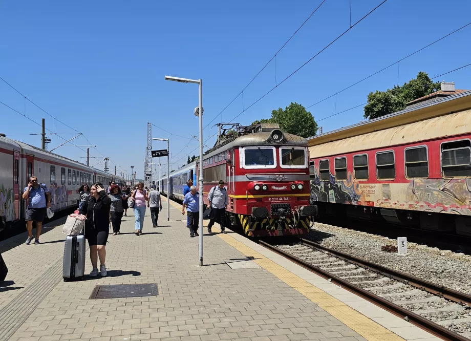 Τρένο στο Μπουργκάς μετά την άφιξη από τη Σόφια