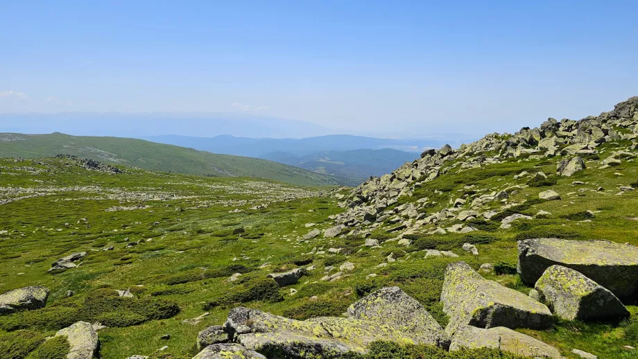 Θέα στα βουνά Vitosha και Rila