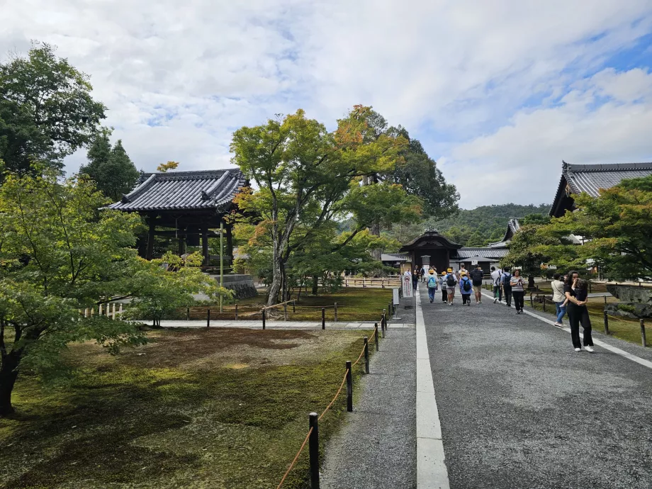 Είσοδος στο ναό Kinkakuji