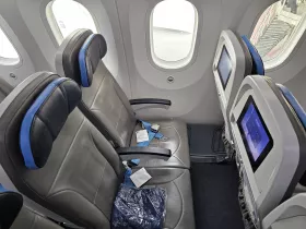Καθίσματα Neos, Boeing 787-9